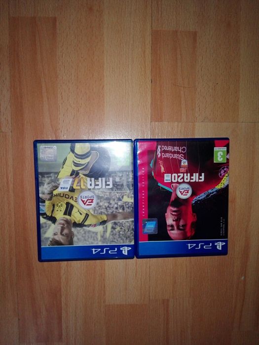 Vind jocuri s4 stare foarte buna