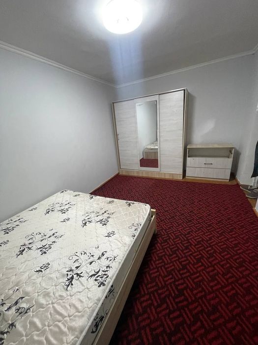 Чирчик шахар педагогика университет олдида