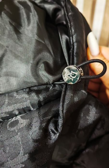 Oferta!! Geaca impermeabila Dior, calitate luxury,am mai multe mărimi