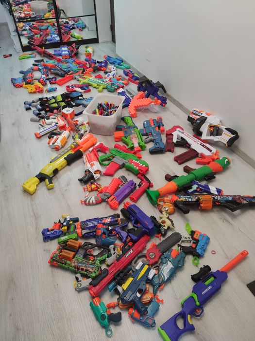 Nerf pistoale puști