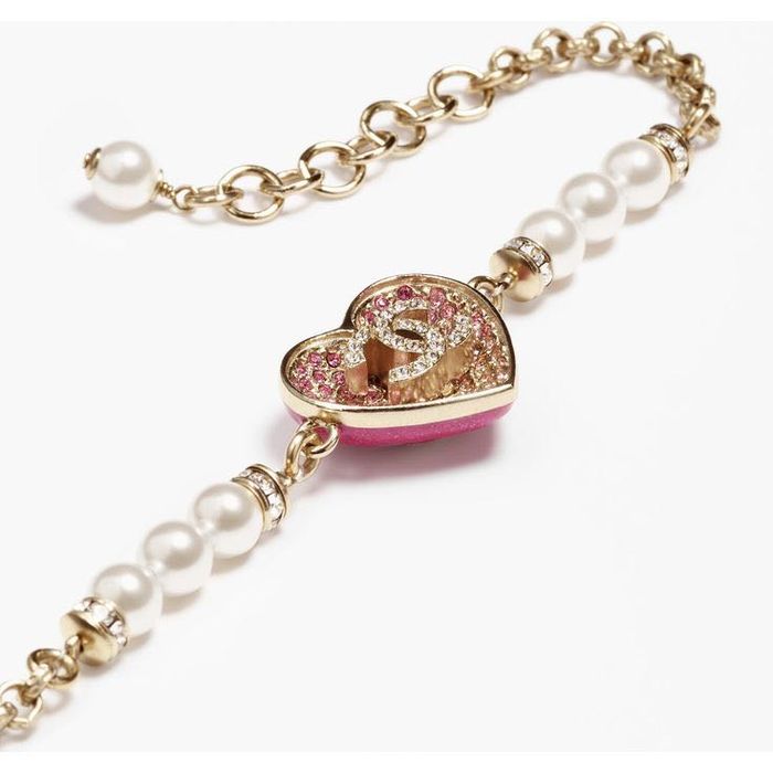 Гривна Chanel сърце