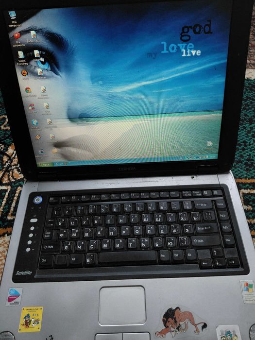 Продам ноотбук toshiba