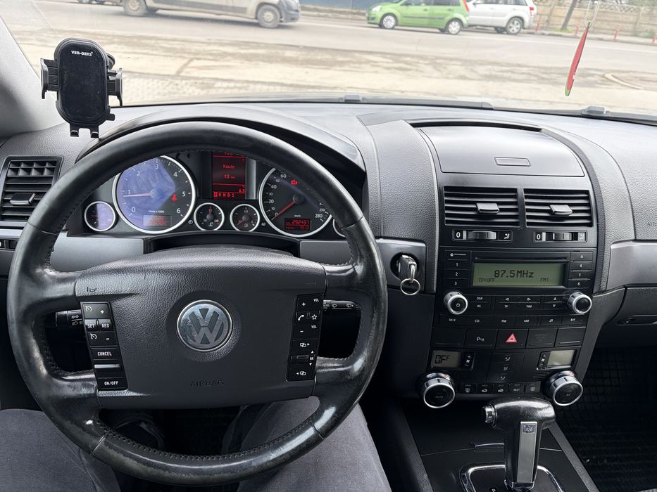 Vw touareg 2007 2.5 tdi R5 174 cp | Automată | 4x4 | 292.000 km