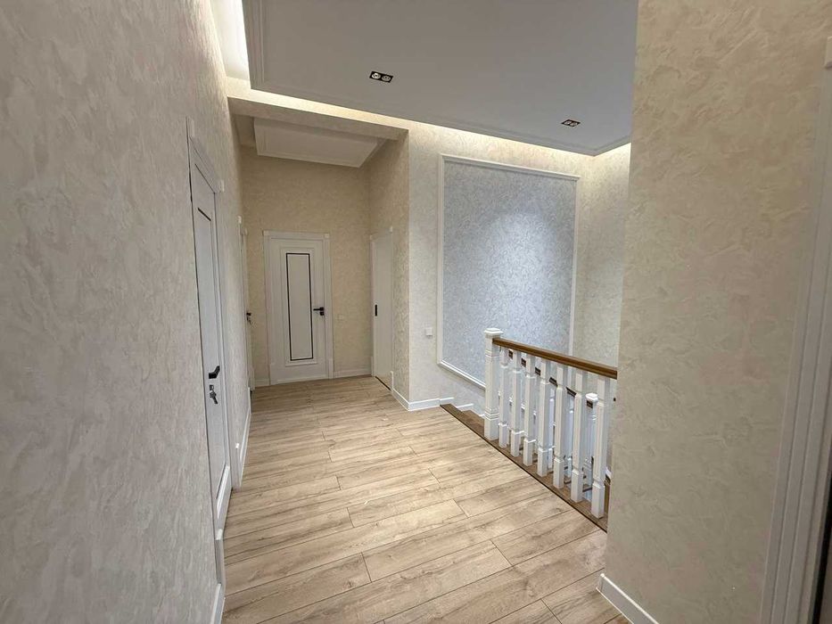 Под ключ! Уч Кахрамон постдан кирганда, Гишткуприкда коттедж.