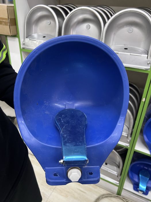 Паилка для коровы