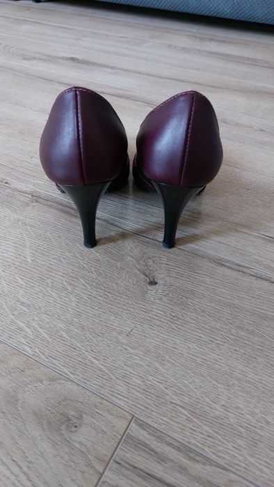 Pantofi eleganti din piele