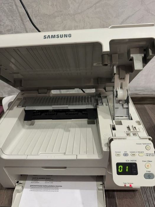 Принтер продам Samsung 3405