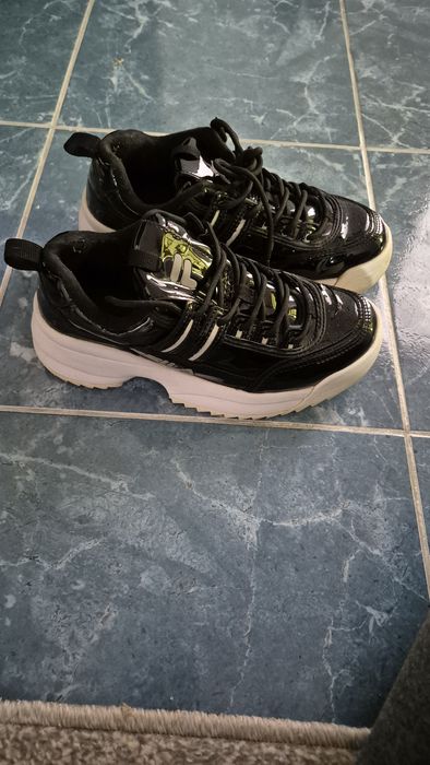 Vand Fila Disruptor