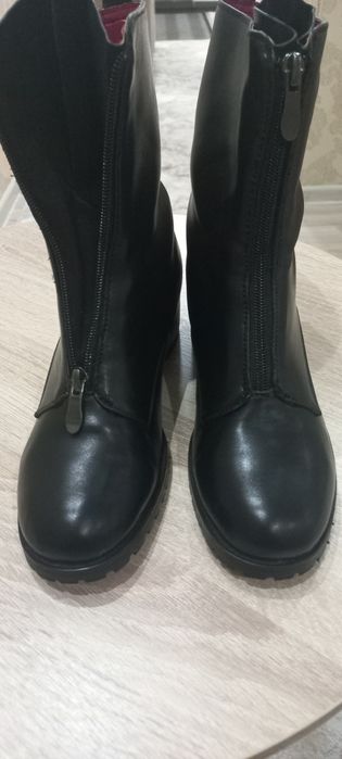 Ботинки осенние 39-39,5р