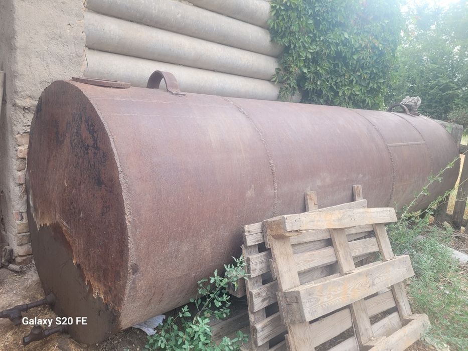 Продам ёмкость цистерна для топлива