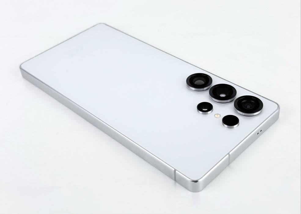 Samsung S25 Ultra 5G 256GB 12RAM Whitesilver 100% Батерия! Гаранция!