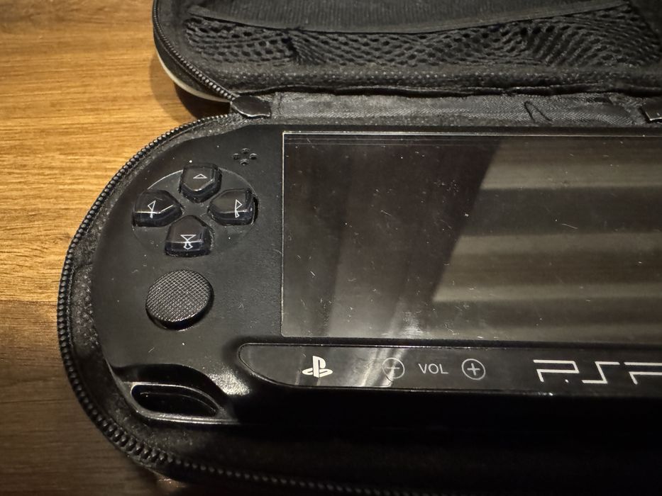 Продам PSP E1008