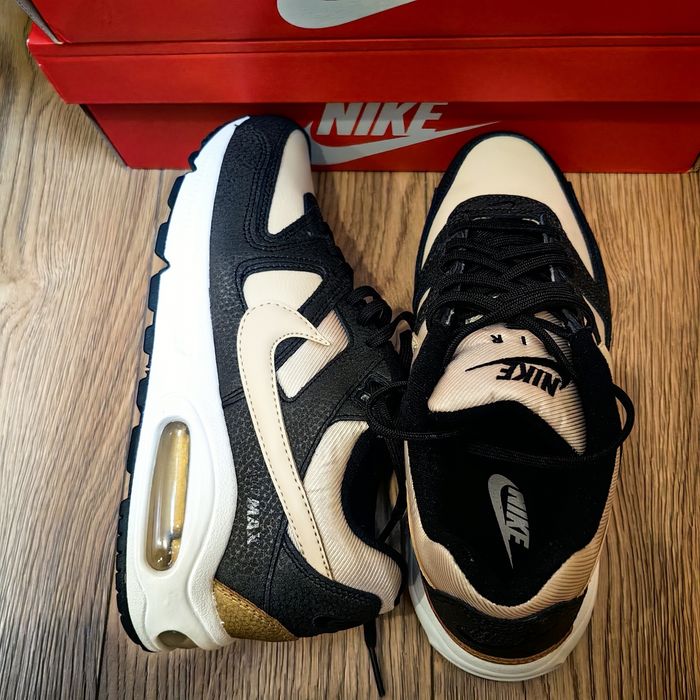 Nike Air Max Command