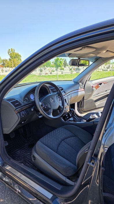 Mercedes E220 W211
