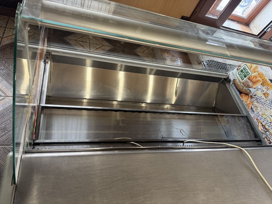 Холодильник для магазина