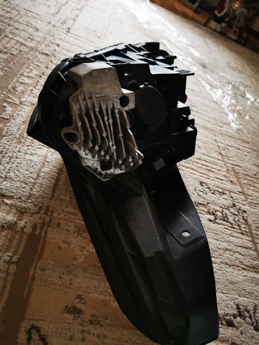 Фара правая на KIA K5