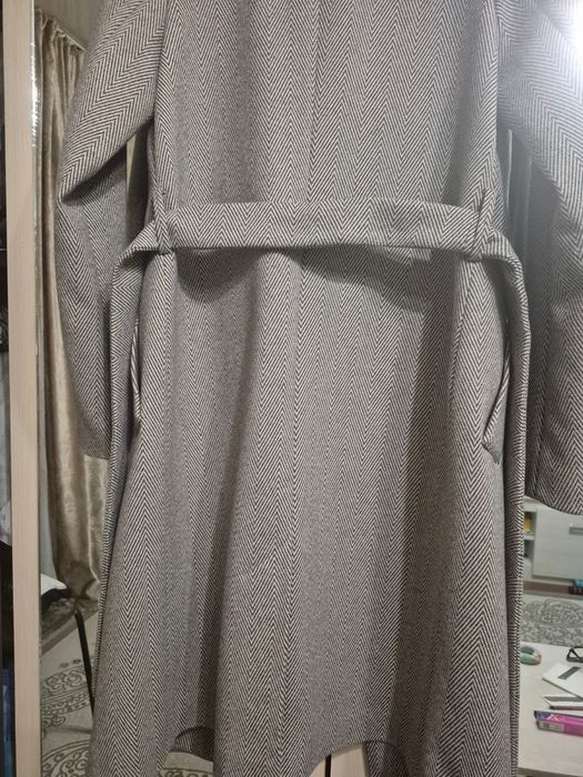 продам пальто новое с этикеткой