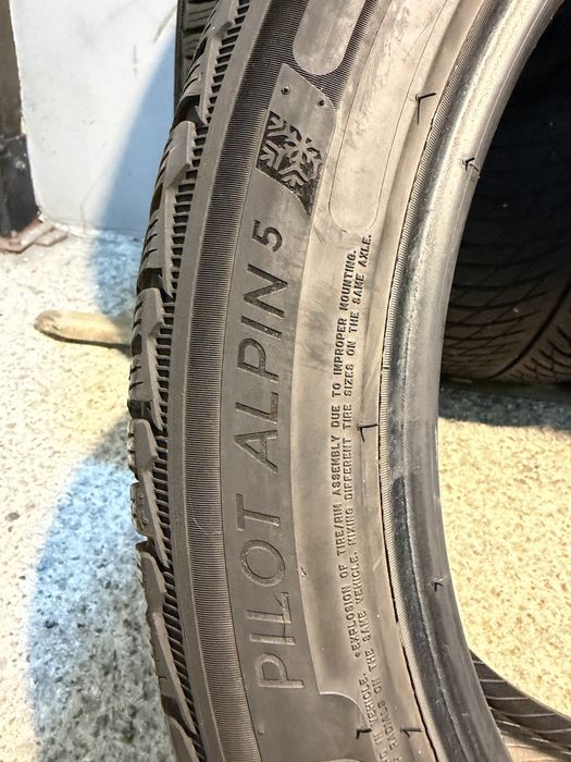 Гуми 245/45/19 MICHELIN Pilot Alpin Winter