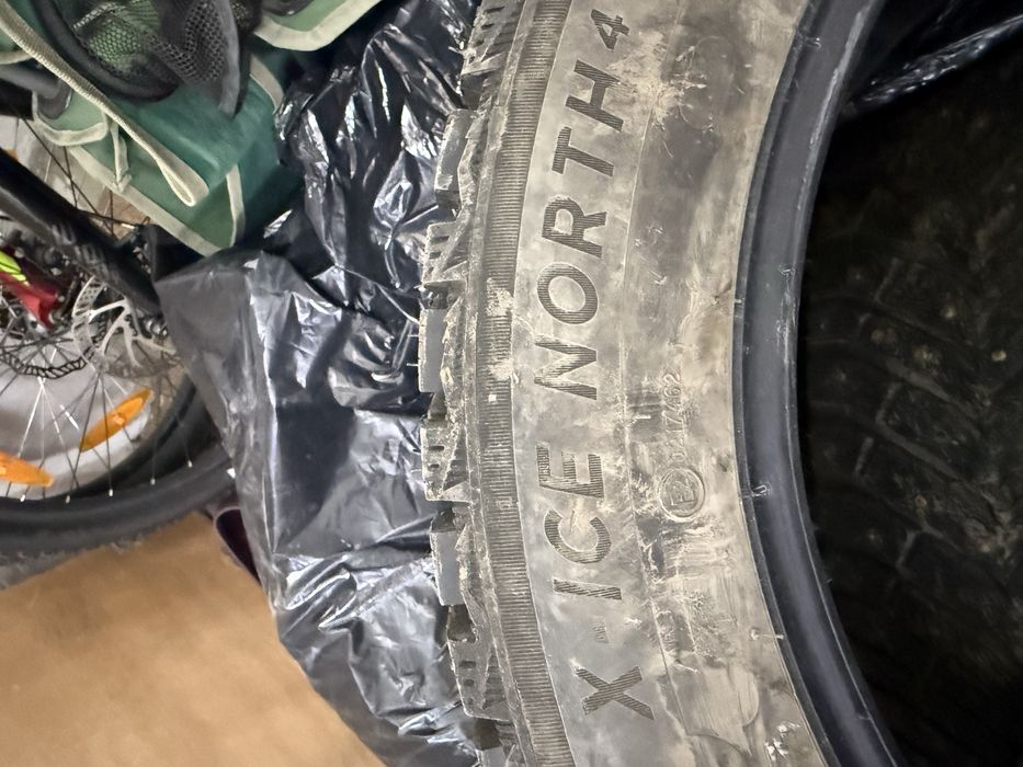 Продам шины новые с минимальным пробегом Michelin