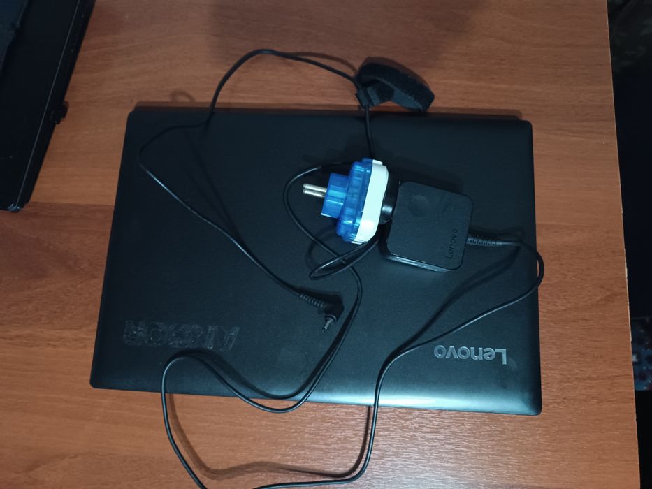 Lenovo ideapad 330 15-igm
Состояние хорошее
Есть коробка и документы