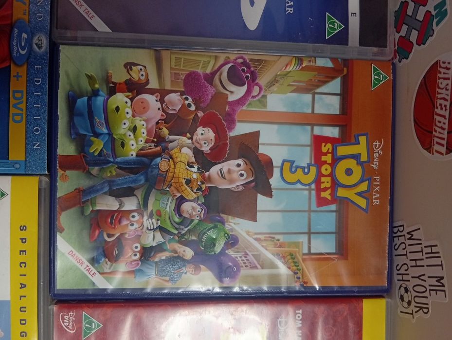DVD films        Toy story 1,2,3//OP/Динозаври