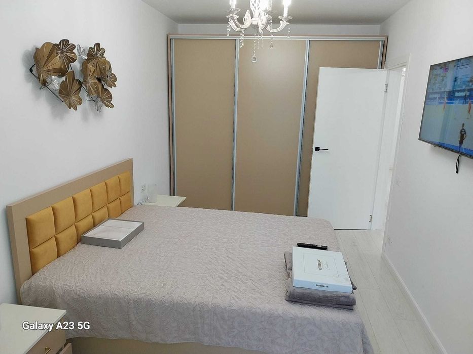Inchiriez apartament 2 camere decomandate Dacia loc de parcare subteran inclus