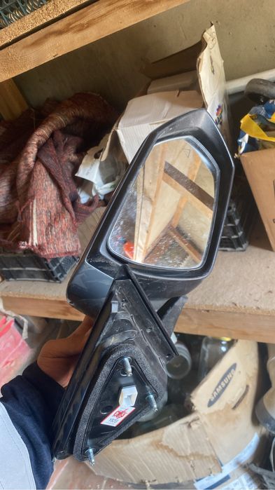 Проадется вещи от елантры