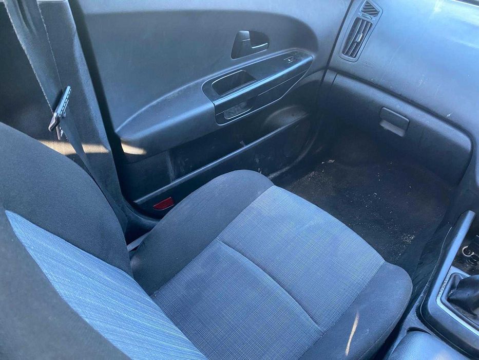 DEZMEMBREZ Kia CEED 1.6i 1.6d  Motor Cutie Bara Far Capota Usa Bara