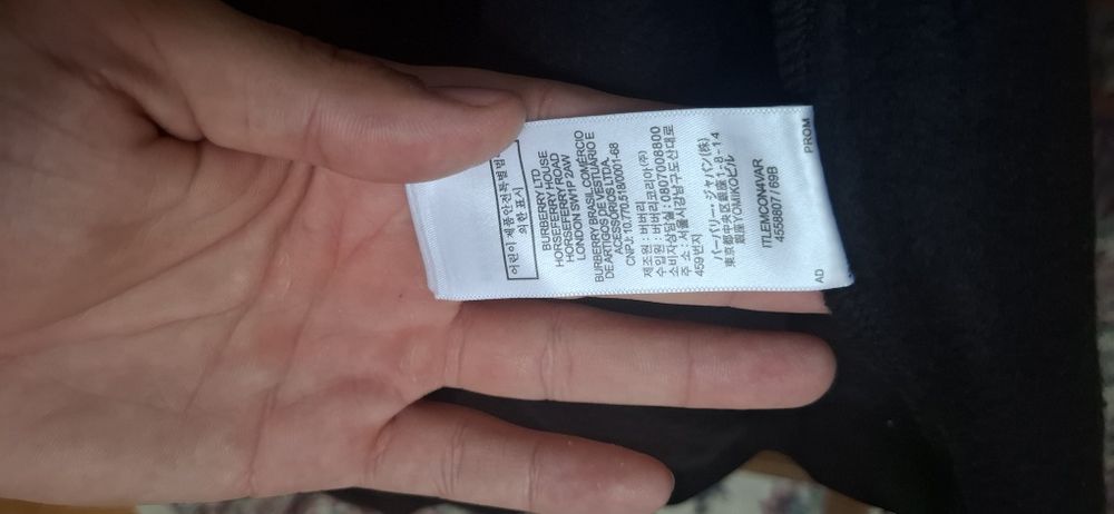 Hanorac burberry mărimea XS