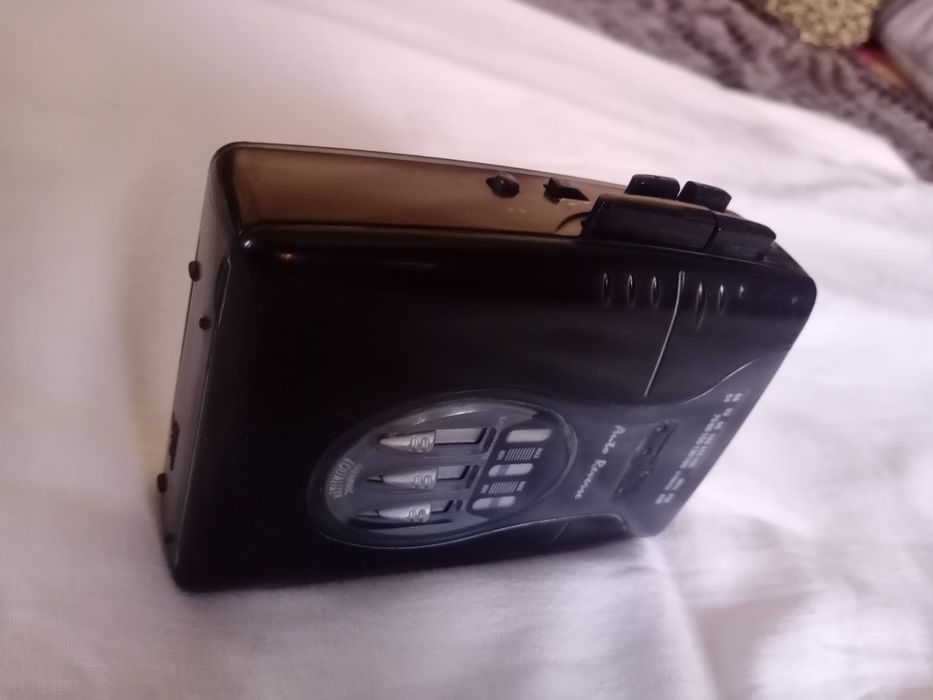 Два кассетных плеера и мп3плеер