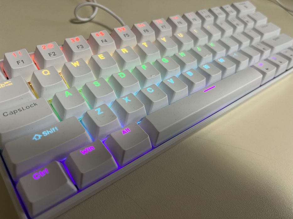 Механична RGB клавиатура