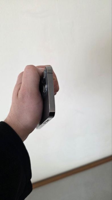 iPhone 13 Pro сим/есим