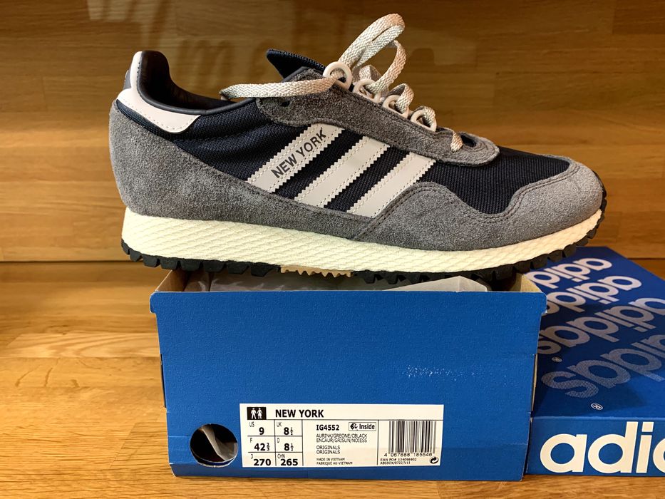 Маратонки Адидас