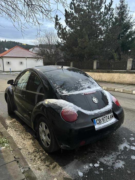 Лек автомобил Фолксваген Бийтъл