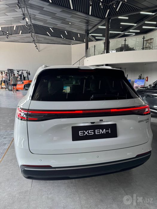 Geely EX5 EM- I gibrid