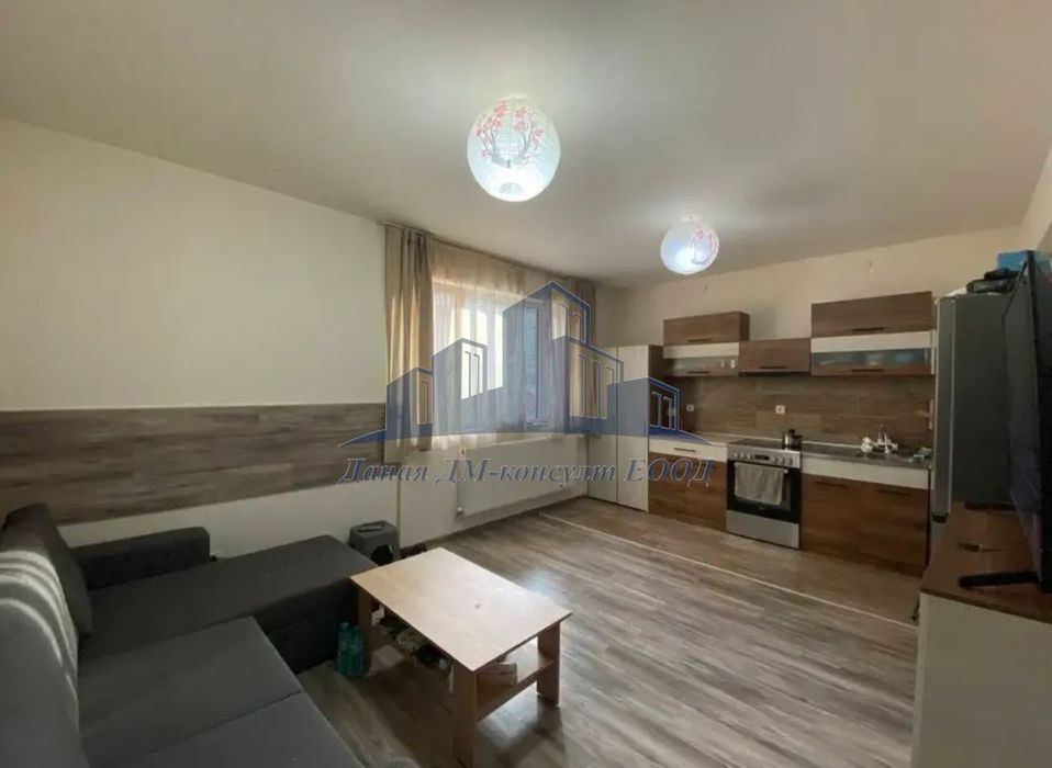 Продава се Тристаен апартамент в Шумен, Център - 78 кв.м за 1471 €/кв.м - Снимка #1