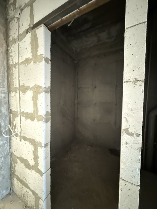 Тезда сотилади.2хонали 8-этаж, квартира сотилади