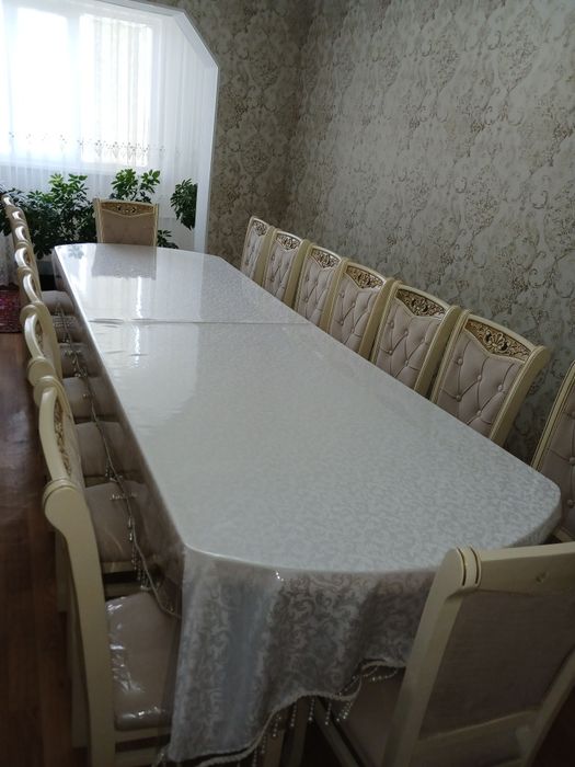 Стол орындықтар сатылады жағдайы өте жақсы тез арада сатылады!