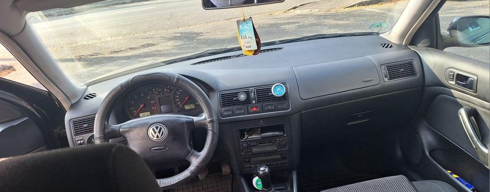 VOLKSWAGEN Golf 2002 — imagine 4