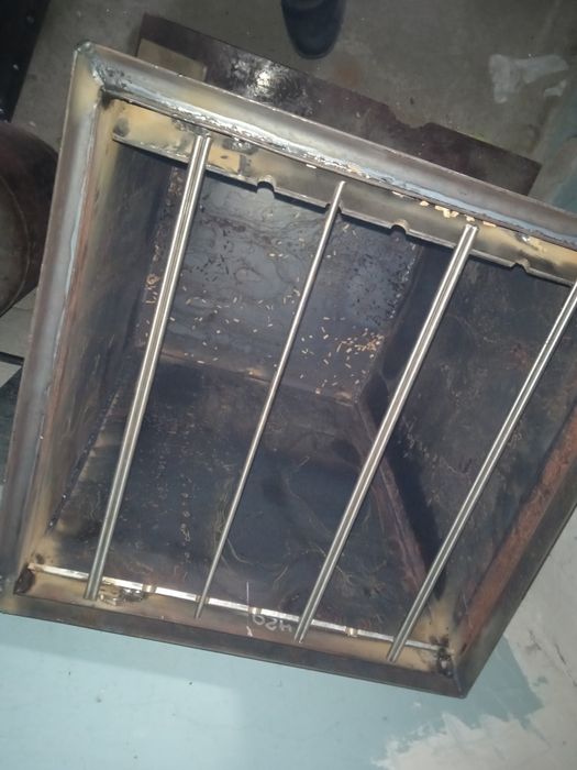 Коптильня с гидрозатвором