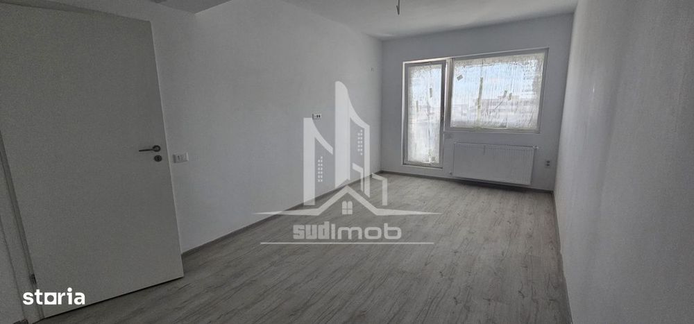 Postalionului 2 camere decomandat cu bucatarie inchisa.