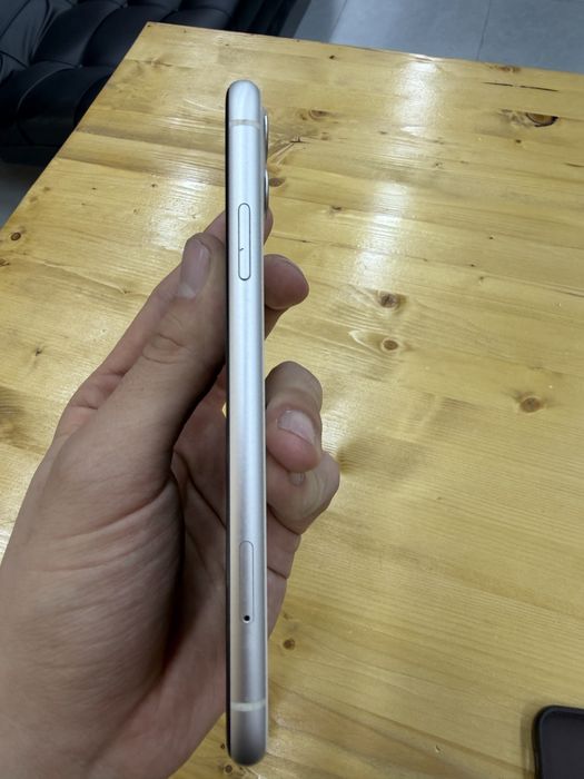 Iphone 11 в хорошем состоянии СРОЧНО!!!