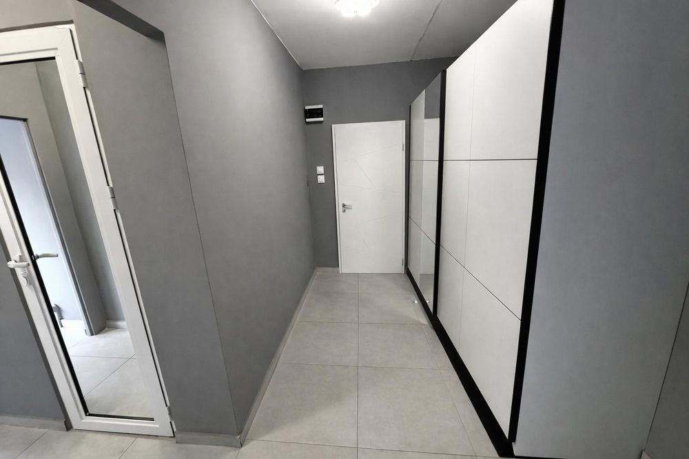 Дава се под наем Едностаен апартамент в София, Дианабад - 55 кв.м за 528.36 € - Снимка #3