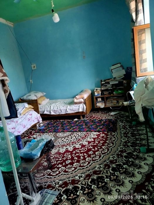 8 sotix hovli qarshidan