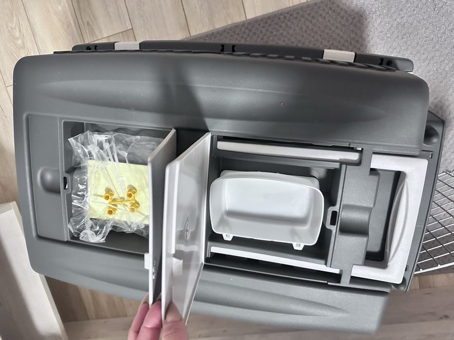 Клетка за куче до 25 кг.Чисто Нова