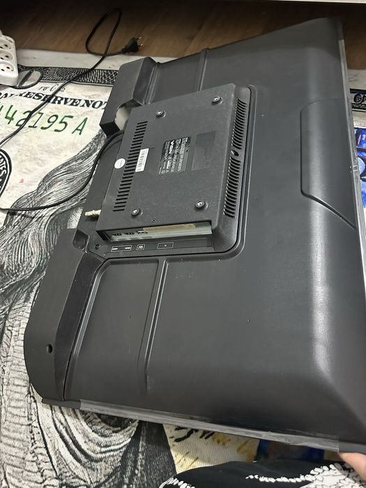 Телевизор Yasin продам