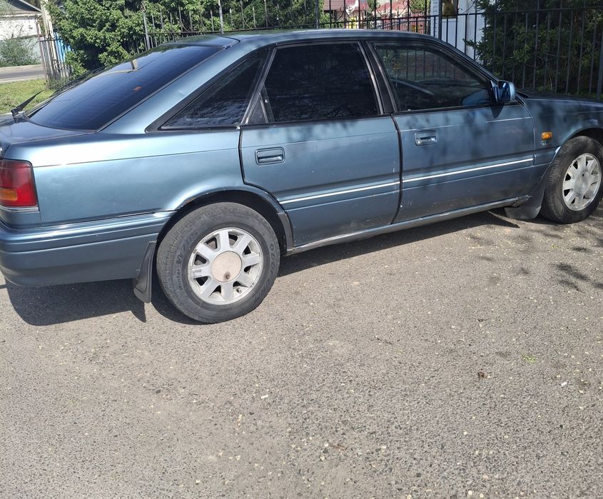 Мазда 626Хэтчбек