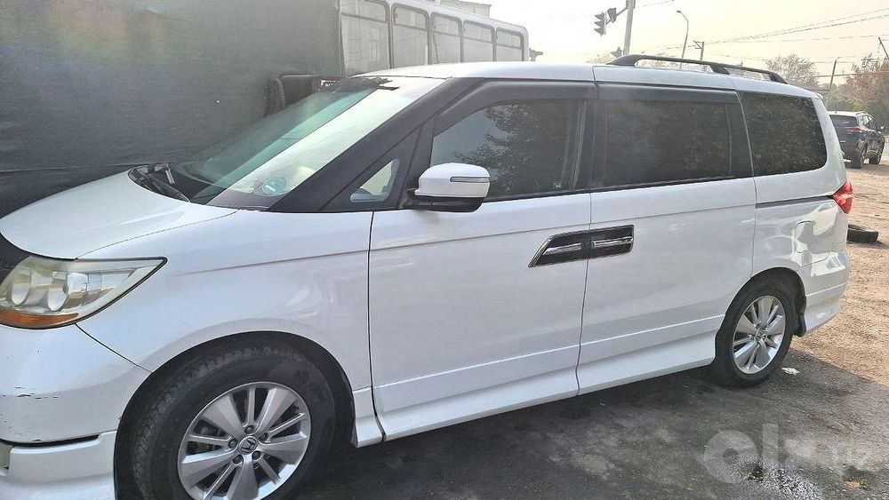 Продается Honda Elysion Prestige 2007 (4WD) Минивэн