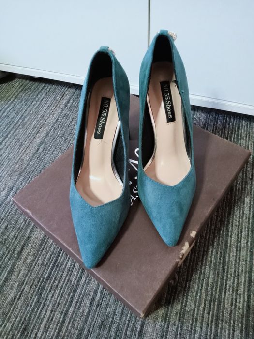 Продам туфли лодочки