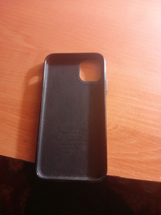 Продам чехол на iPhone 11 pro,11 pro max